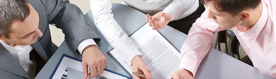 Trámite notarial: firma de documentos